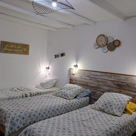 Gite Des Oliviers La Roque-sur-Cèze Cameră foto